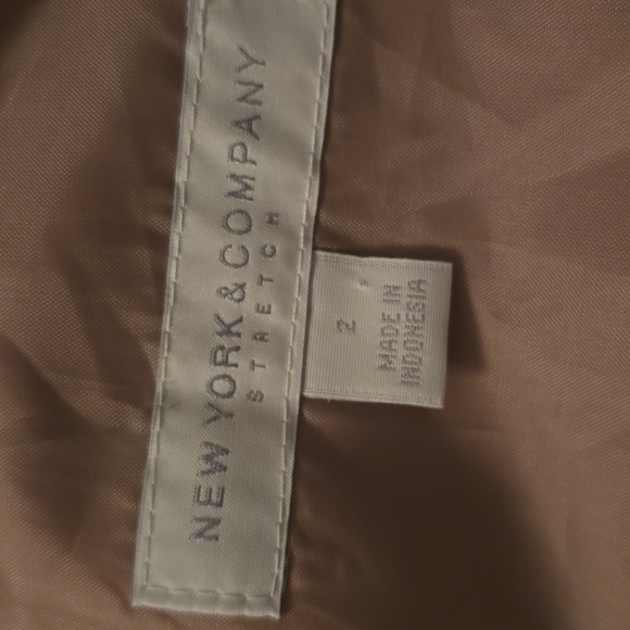 New York Company Stretch beige vest size 2 - Picture 8 of 8